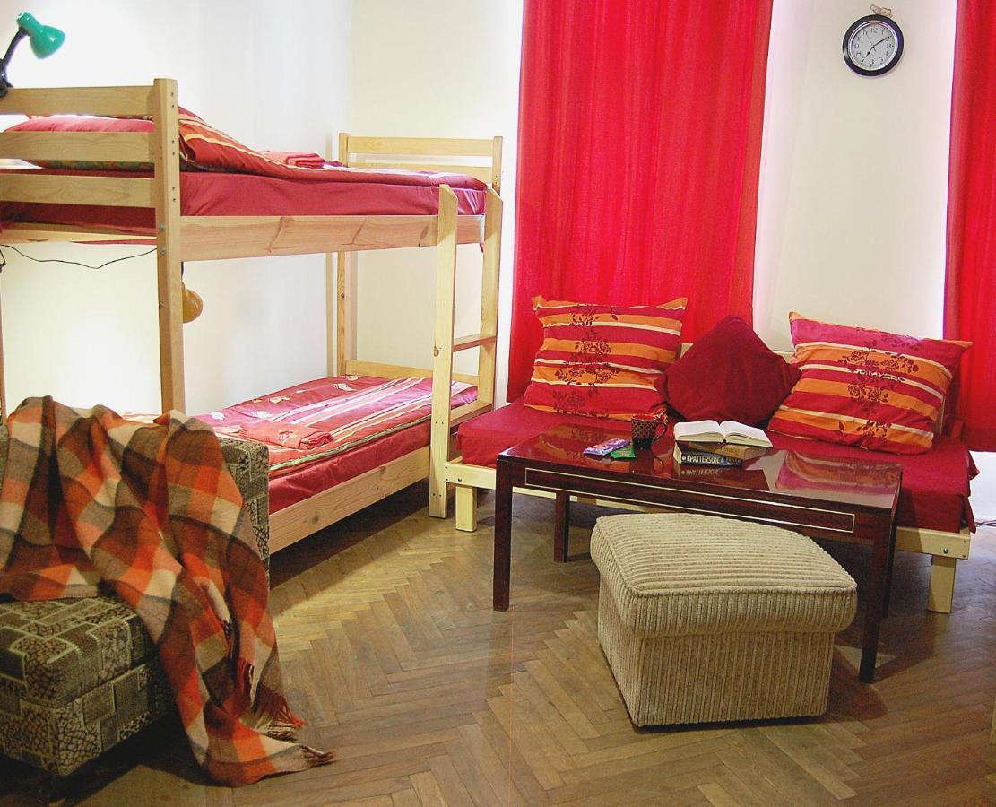 Hostel Drive Lviv Exterior photo