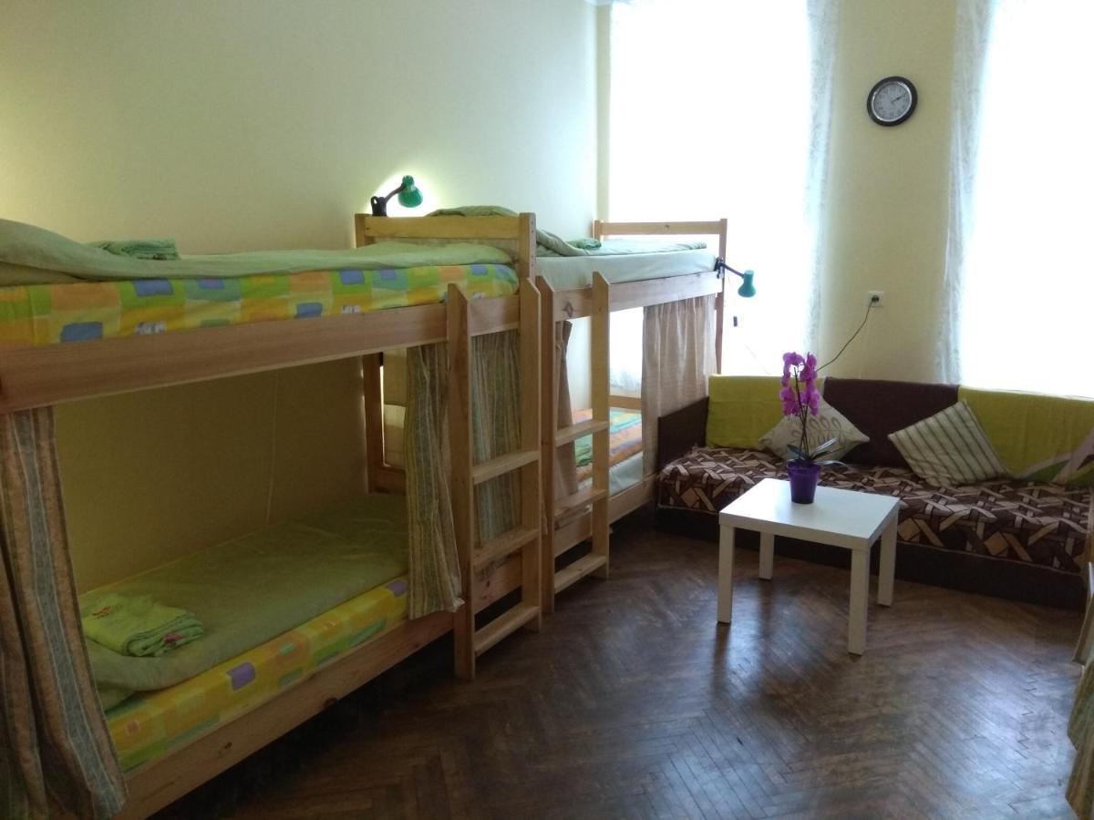 Hostel Drive Lviv Exterior photo